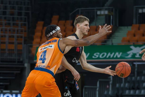 球球迷的原 球球迷的原